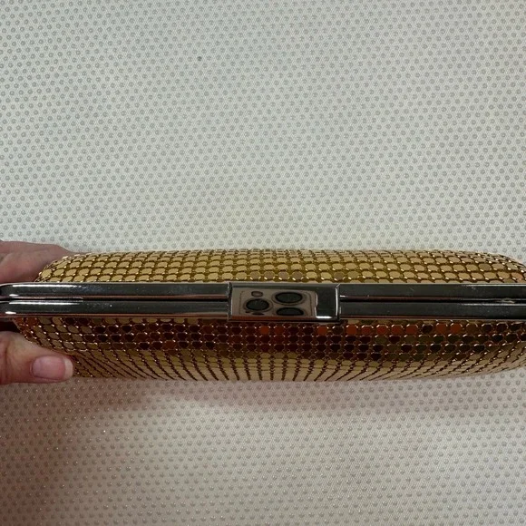 Vintage Gold Metal Mesh Clutch Women OS Gold Excellent Evening Formal Bag - Picture 2 of 6